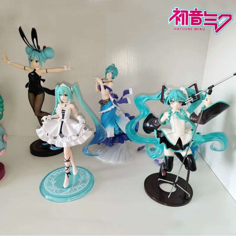 Оригинальная экшн-фигурка в наличии Vocaloid Hatsune Miku Коллекция 22 см аниме кавайная Модель Куклы Коллекционные игрушки на день рождения
Оригинальная экшн-фигурка в наличии Vocaloid Hatsune Miku Коллекция 22 см аниме кавайная Модель Куклы Коллекционные игрушки на день рождения