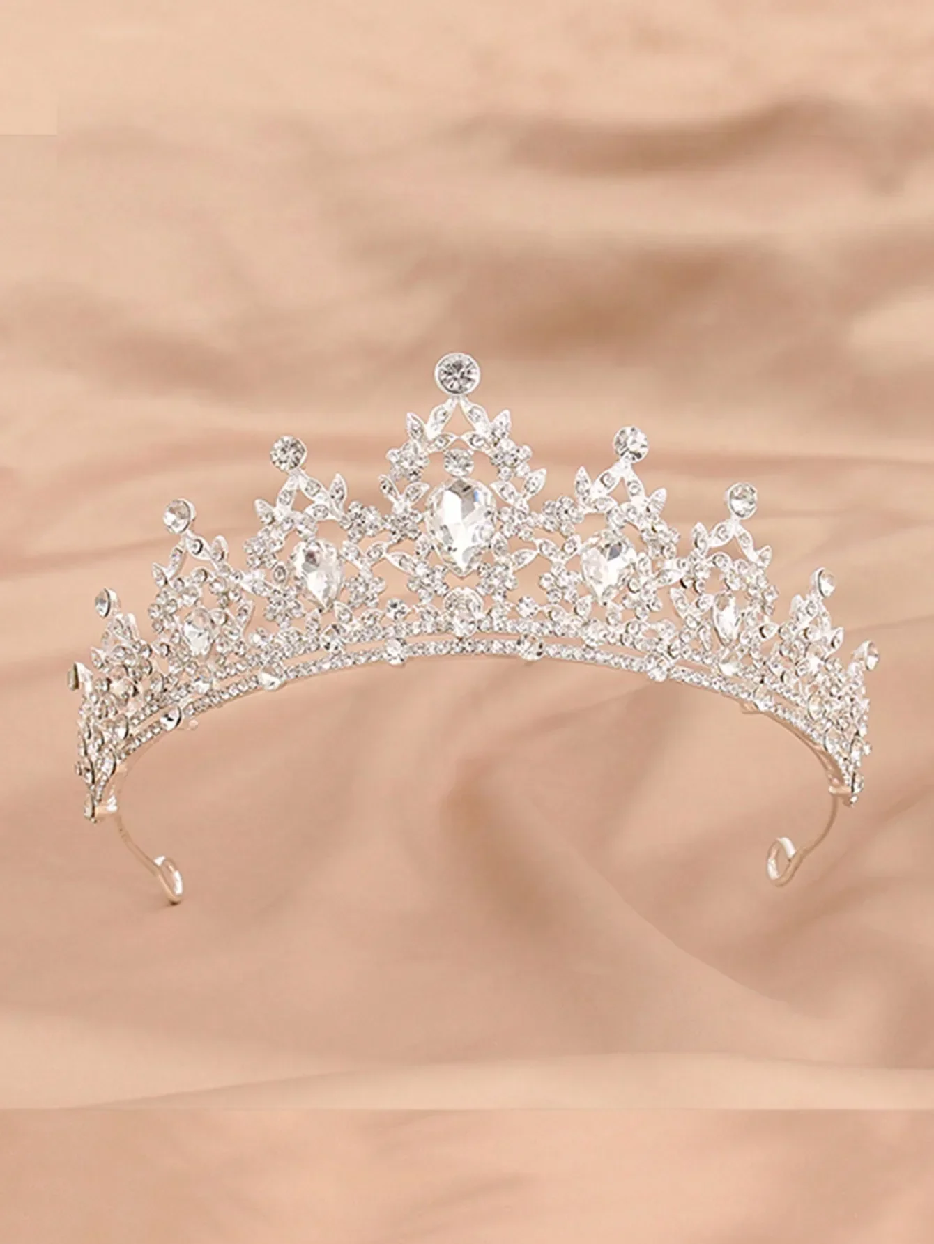 1pc Fashionable Crystal Bridal Crown, Baroque Luxurious Rhinestone Tiara, Suitable For Wedding & Party Bridal Dress Headband & A
1pc Fashionable Crystal Bridal Crown, Baroque Luxurious Rhinestone Tiara, Suitable For Wedding & Party Bridal Dress Headband & A