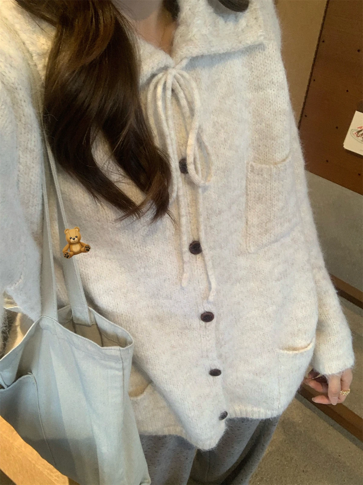 Модный свитер-кардиган из молочного хлопка с воротником-стойкой, однотонный, с множеством карманов, для повседневной носки, теплый, для осени и зимы
Модный свитер-кардиган из молочного хлопка с воротником-стойкой, однотонный, с множеством карманов, для повседневной носки, теплый, для осени и зимы