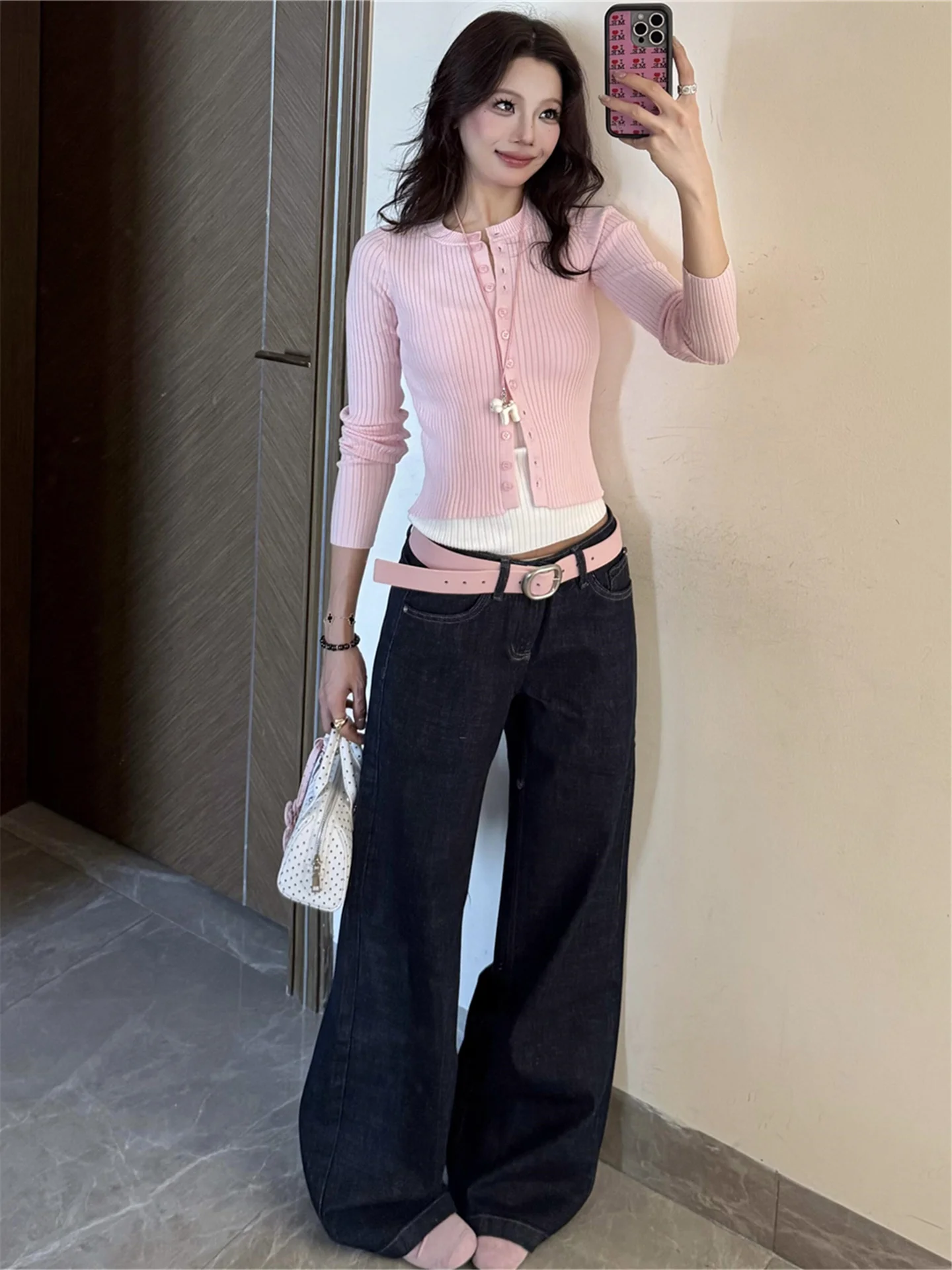 Retro Deep Blue Low Waist Bell Bottom Jeans Women's Loose Slimming Long Floor Length Pants Casual Washed Cotton Spring
Retro Deep Blue Low Waist Bell Bottom Jeans Women's Loose Slimming Long Floor Length Pants Casual Washed Cotton Spring