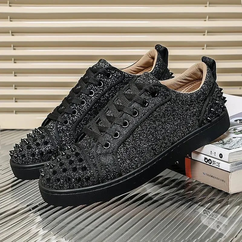 2026 New Men's Casual Shoes Comfortable Soft Punk Style Board Shoes Fashion Nail Anti Slip Wear Resistant Personalized Sneakers
2026 New Men's Casual Shoes Comfortable Soft Punk Style Board Shoes Fashion Nail Anti Slip Wear Resistant Personalized Sneakers