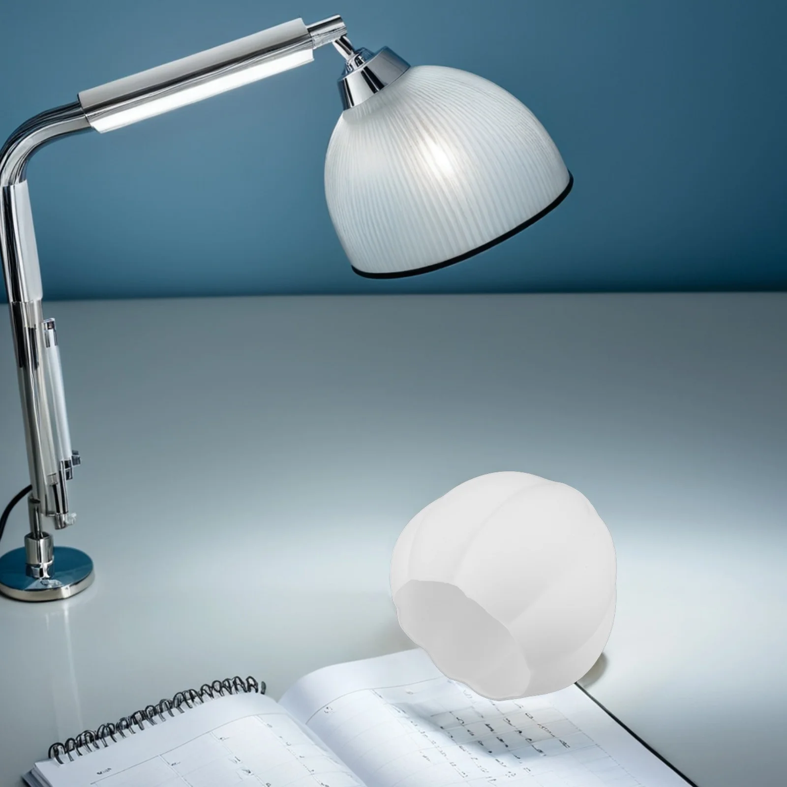 2 шт. сменные стеклянные плафоны для подвесных светильников, элегантные абажуры в форме цветка лотоса, рассеянное мягкое освещение, декоративная люстра
2 шт. сменные стеклянные плафоны для подвесных светильников, элегантные абажуры в форме цветка лотоса, рассеянное мягкое освещение, декоративная люстра