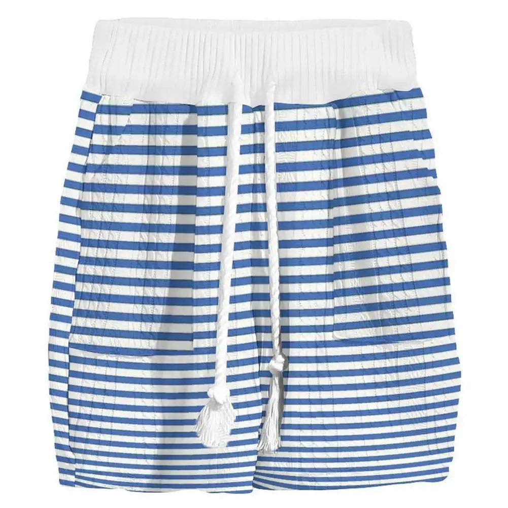 Men Activewear Stylish Men's Summer Outfit Set with V-neck T-shirt Wide Leg Shorts Breathable Sports Suit for Daily for Parties
Men Activewear Stylish Men's Summer Outfit Set with V-neck T-shirt Wide Leg Shorts Breathable Sports Suit for Daily for Parties