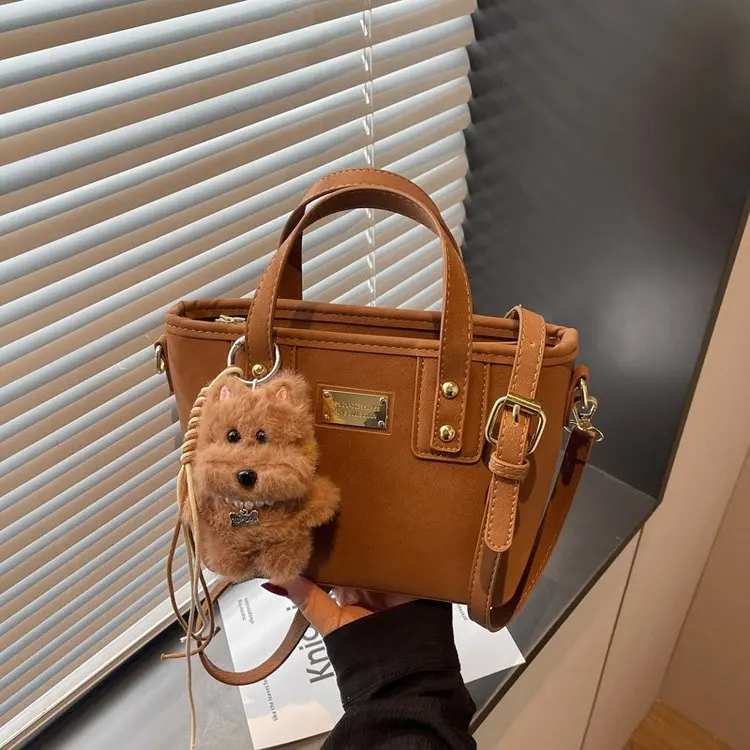 Модная винтажная женская сумка-кроссбоди 2026 года в форме тыквы, матовая, из мягкой кожи, сумка-ведро на плечо, легкая люксовая сумка
Модная винтажная женская сумка-кроссбоди 2026 года в форме тыквы, матовая, из мягкой кожи, сумка-ведро на плечо, легкая люксовая сумка