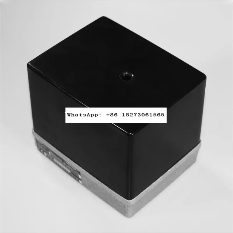 Original Weisuo 1055/80 servo motor 1055/23 damper actuator Bauer Weishaupt
Original Weisuo 1055/80 servo motor 1055/23 damper actuator Bauer Weishaupt