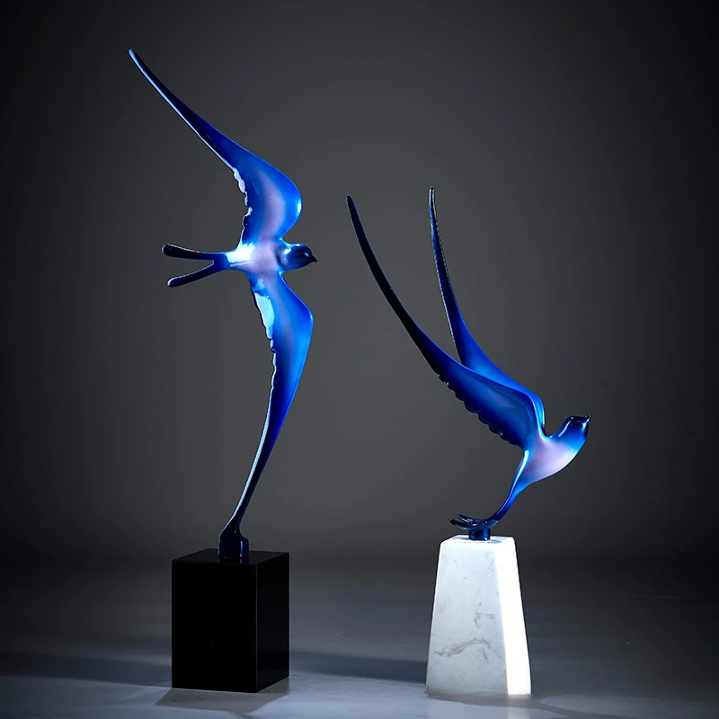 Искусственная скульптура животного Ласточка Bluebird Magpie металлическая мраморная база Статуэтка аксессуары для украшения дома
Искусственная скульптура животного Ласточка Bluebird Magpie металлическая мраморная база Статуэтка аксессуары для украшения дома