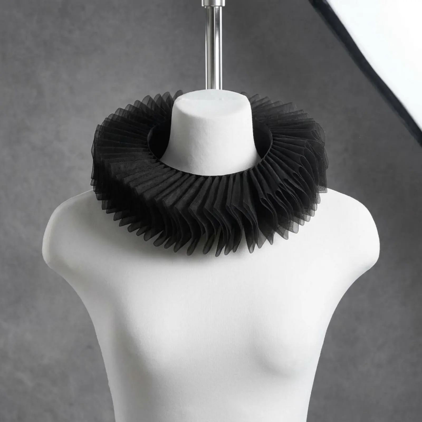 Ruffle Neck Collar Handmade Pleated Lace Collar Costume Accessory Vintage Aesthetic Photo Prop for Photographers, Stage
Ruffle Neck Collar Handmade Pleated Lace Collar Costume Accessory Vintage Aesthetic Photo Prop for Photographers, Stage