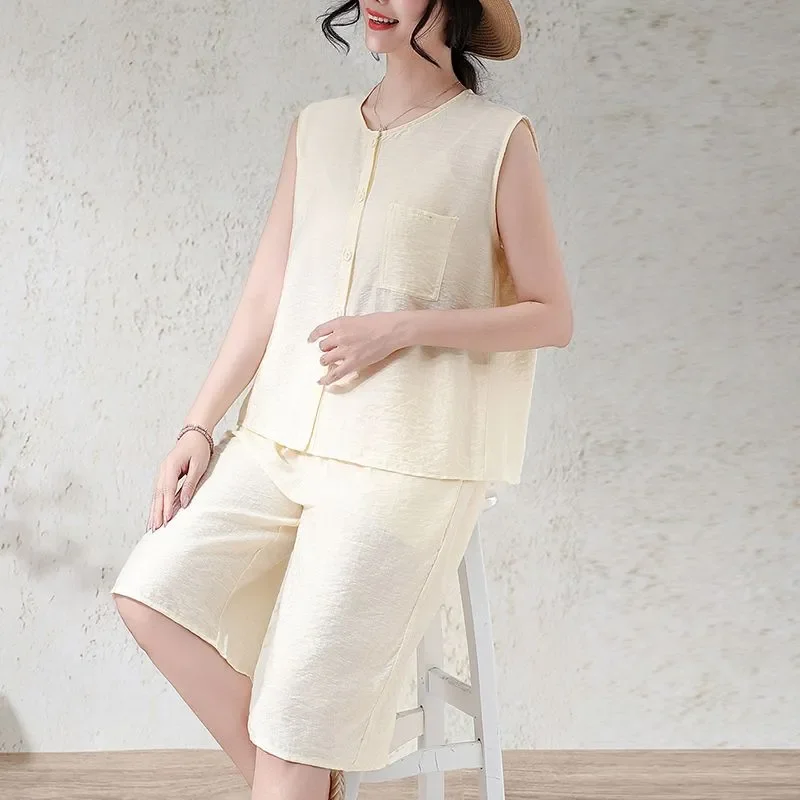 Womens Linen Cotton Two Piece Set Sleeveless Vest And Five Point Pants For Summer
Womens Linen Cotton Two Piece Set Sleeveless Vest And Five Point Pants For Summer