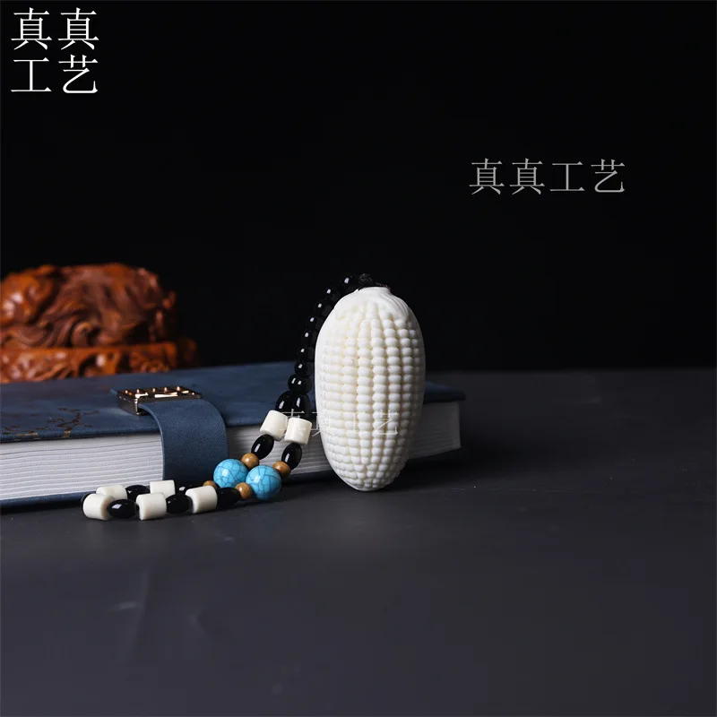 Ivory Nut Corn Sculpture Hand Pieces Decoration White Corn Mammoth Car Decorations Crafts Stall Tea Ornaments Fish
Ivory Nut Corn Sculpture Hand Pieces Decoration White Corn Mammoth Car Decorations Crafts Stall Tea Ornaments Fish
