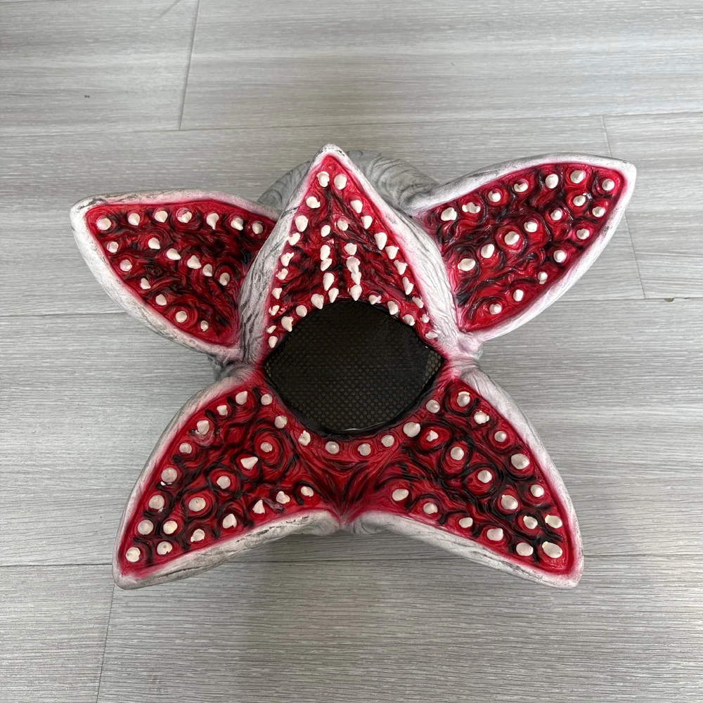 Маска Демогоргона для косплея, латексный шлем-монстр-каннибал, карнавальный костюм для Хэллоуина, реквизит для вечеринок
Маска Демогоргона для косплея, латексный шлем-монстр-каннибал, карнавальный костюм для Хэллоуина, реквизит для вечеринок