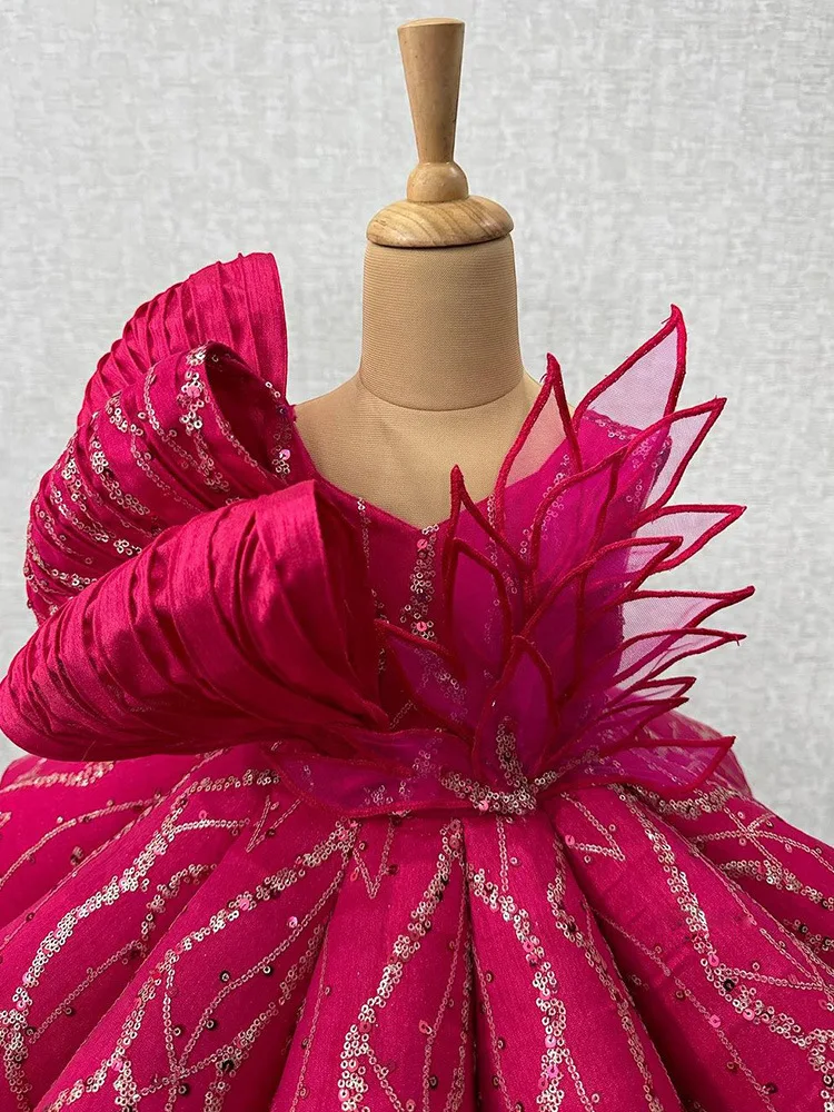 Cross-Border Children's Rose Red Dress Irregular Design Princess Dress Sequin Puff Dress Performance Costume Factory Direct Sale
Cross-Border Children's Rose Red Dress Irregular Design Princess Dress Sequin Puff Dress Performance Costume Factory Direct Sale