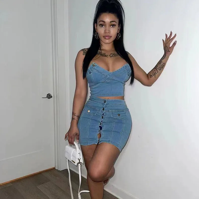 Sexy Denim Two Piece Set for Women Matching Sets Sleeveless Strapless Crop Top and Button Mini Skirt Sets Party Birthday Outfits
Sexy Denim Two Piece Set for Women Matching Sets Sleeveless Strapless Crop Top and Button Mini Skirt Sets Party Birthday Outfits