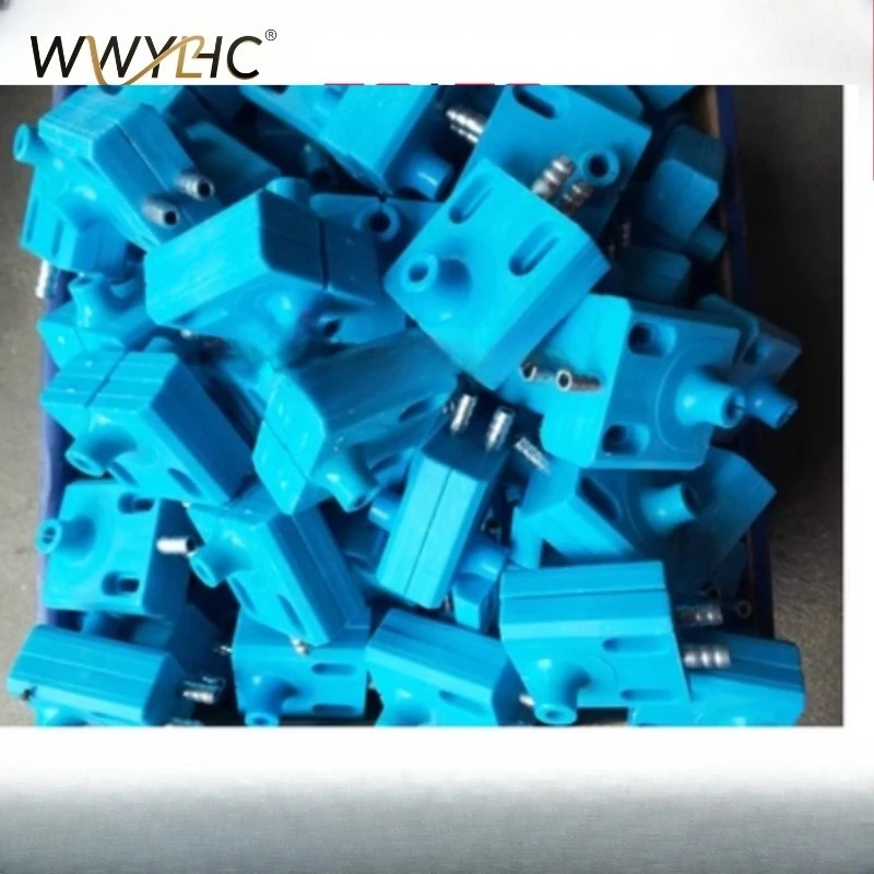 Applicable to wire cutting water spray plate magnetic outlet plate 5060 side water inlet nozzle acrylic copper flushing plate
Applicable to wire cutting water spray plate magnetic outlet plate 5060 side water inlet nozzle acrylic copper flushing plate