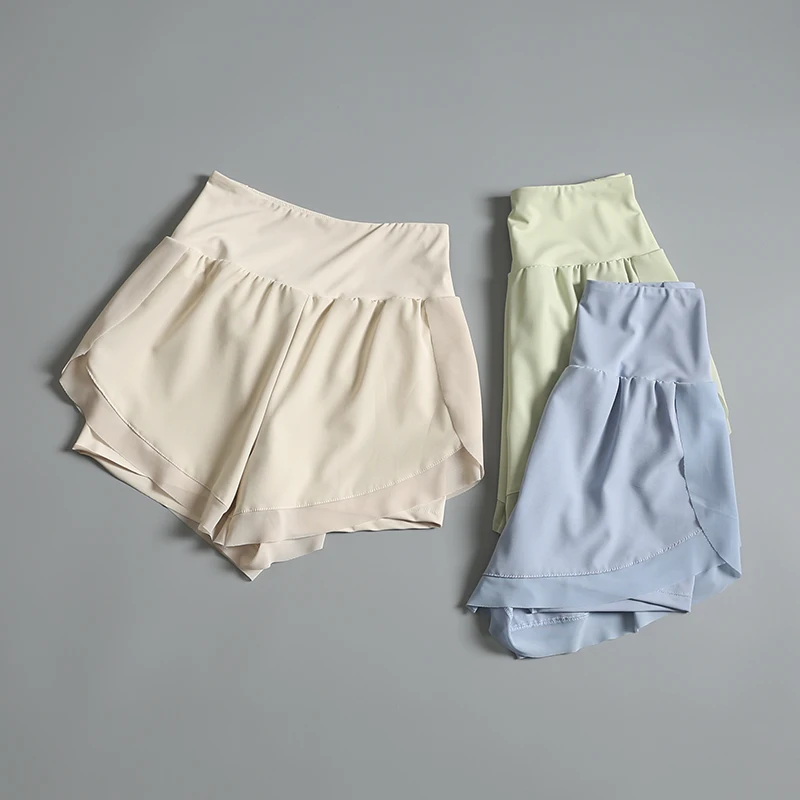 Women's Yoga Fitness Casual Breathable Thin Short Pants Quick Dry Moisture Wicking High Waist Running Sports Shorts Summer
Women's Yoga Fitness Casual Breathable Thin Short Pants Quick Dry Moisture Wicking High Waist Running Sports Shorts Summer