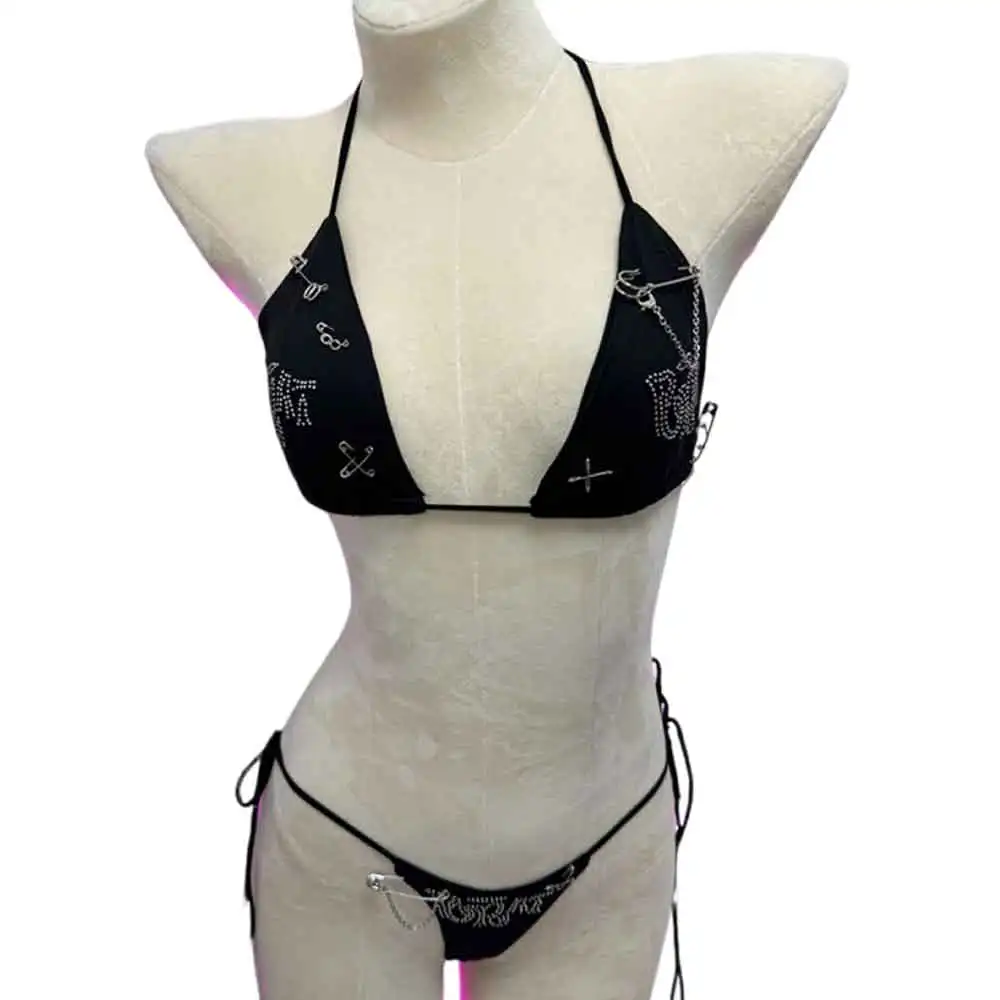 Chain Goth Y2K Halter Camisole TOPS Gothic Punk Rock Digital Club Wear Trendy Grunge Emo Harajuku Fashion Revival E-Girls Pin
Chain Goth Y2K Halter Camisole TOPS Gothic Punk Rock Digital Club Wear Trendy Grunge Emo Harajuku Fashion Revival E-Girls Pin