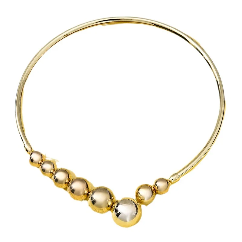 European and American fashion pearl necklace simple with small gold beads open collar exquisite collarbone chain
European and American fashion pearl necklace simple with small gold beads open collar exquisite collarbone chain
