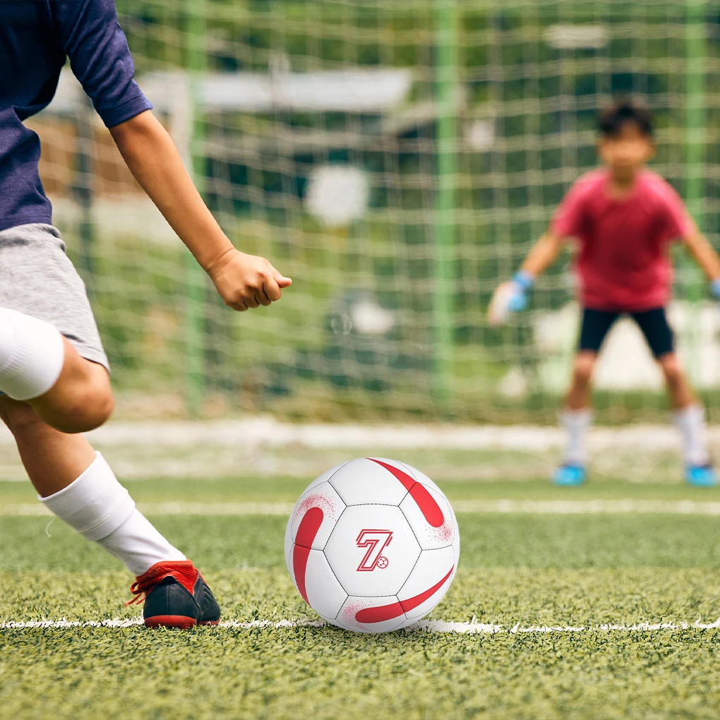 Футбольный мяч стандартного размера 5, четырехслойный, машинной сшивки, для матчей
Футбольный мяч стандартного размера 5, четырехслойный, машинной сшивки, для матчей