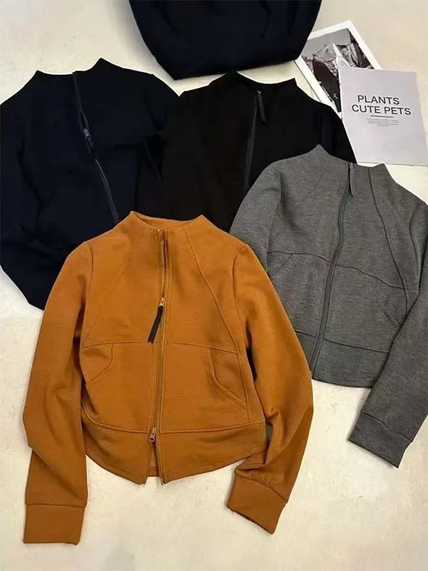 Ретро-американский свитшот на молнии для женщин, свободный, с длинными рукавами, утягивающий, спортивный, повседневный, открытый кардиган-топ для осени и зимы
Ретро-американский свитшот на молнии для женщин, свободный, с длинными рукавами, утягивающий, спортивный, повседневный, открытый кардиган-топ для осени и зимы