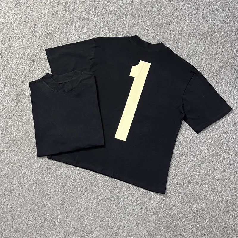 KANYE VULTURES Album Co-branded Vulture Badge Printed Round Neck Trend Street Men's and Women's Cotton Short Sleeve T-shirt
KANYE VULTURES Album Co-branded Vulture Badge Printed Round Neck Trend Street Men's and Women's Cotton Short Sleeve T-shirt