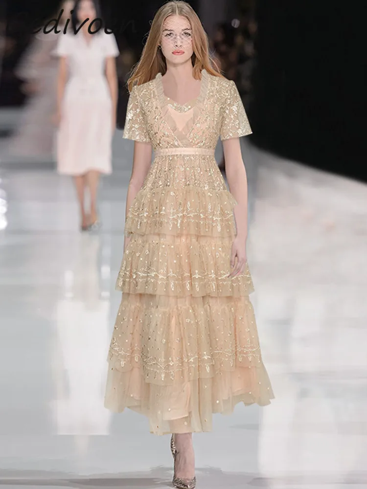Gedivoen Summer Fashion Runway Khaki Elegant Party Dress Women Square Collar Embroidery Mesh Ruffles High Waist Slim Long Dress
Gedivoen Summer Fashion Runway Khaki Elegant Party Dress Women Square Collar Embroidery Mesh Ruffles High Waist Slim Long Dress