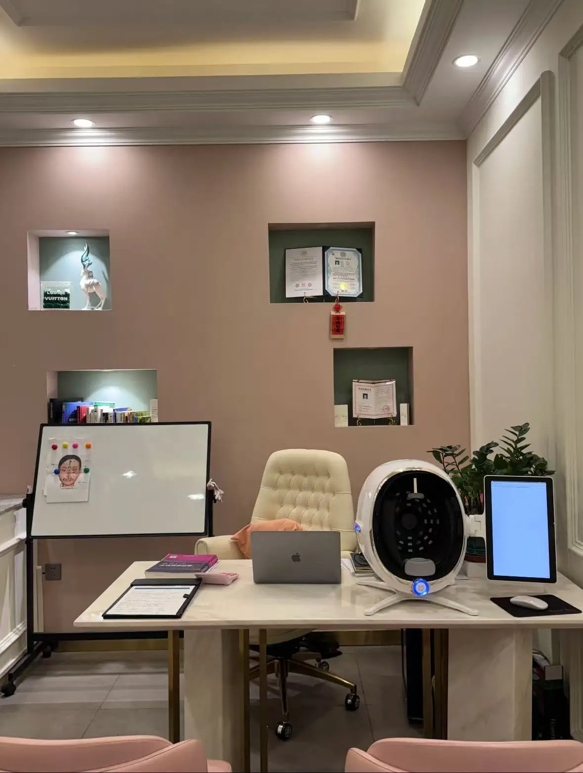 Аппарат для анализа 3D-кожи: портативный сканер для лица с волшебным зеркалом - тестер влажности/масла/текстуры для домашнего и профессионального использования
Аппарат для анализа 3D-кожи: портативный сканер для лица с волшебным зеркалом - тестер влажности/масла/текстуры для домашнего и профессионального использования