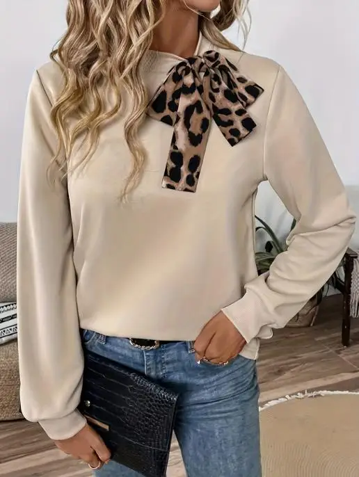2025 Autumn/Winter New Women's Fashion Casual Leopard Pattern Lace up Round Neck Loose Top Women's Wear
2025 Autumn/Winter New Women's Fashion Casual Leopard Pattern Lace up Round Neck Loose Top Women's Wear