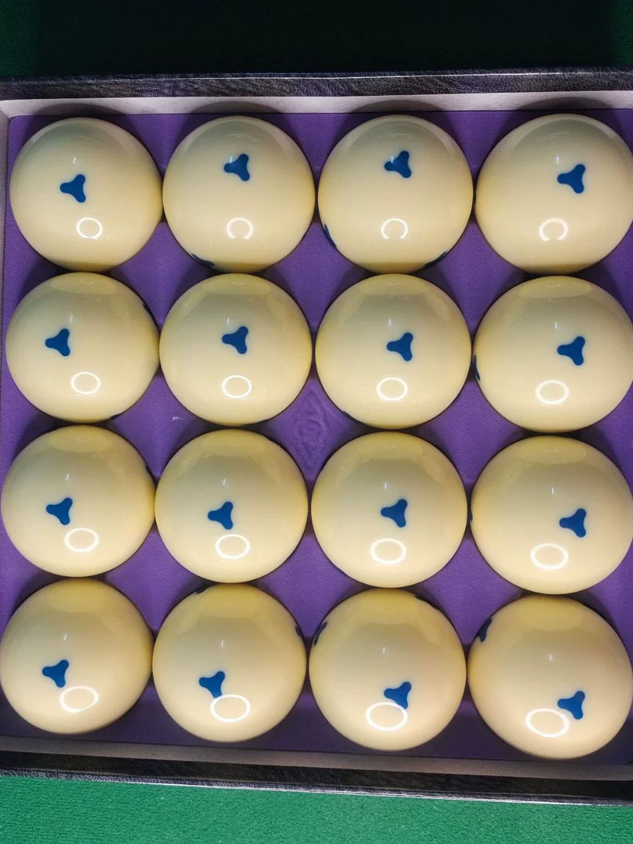 57.2mm Single Cue ball Pool Eight Ball American Billiard
57.2mm Single Cue ball Pool Eight Ball American Billiard