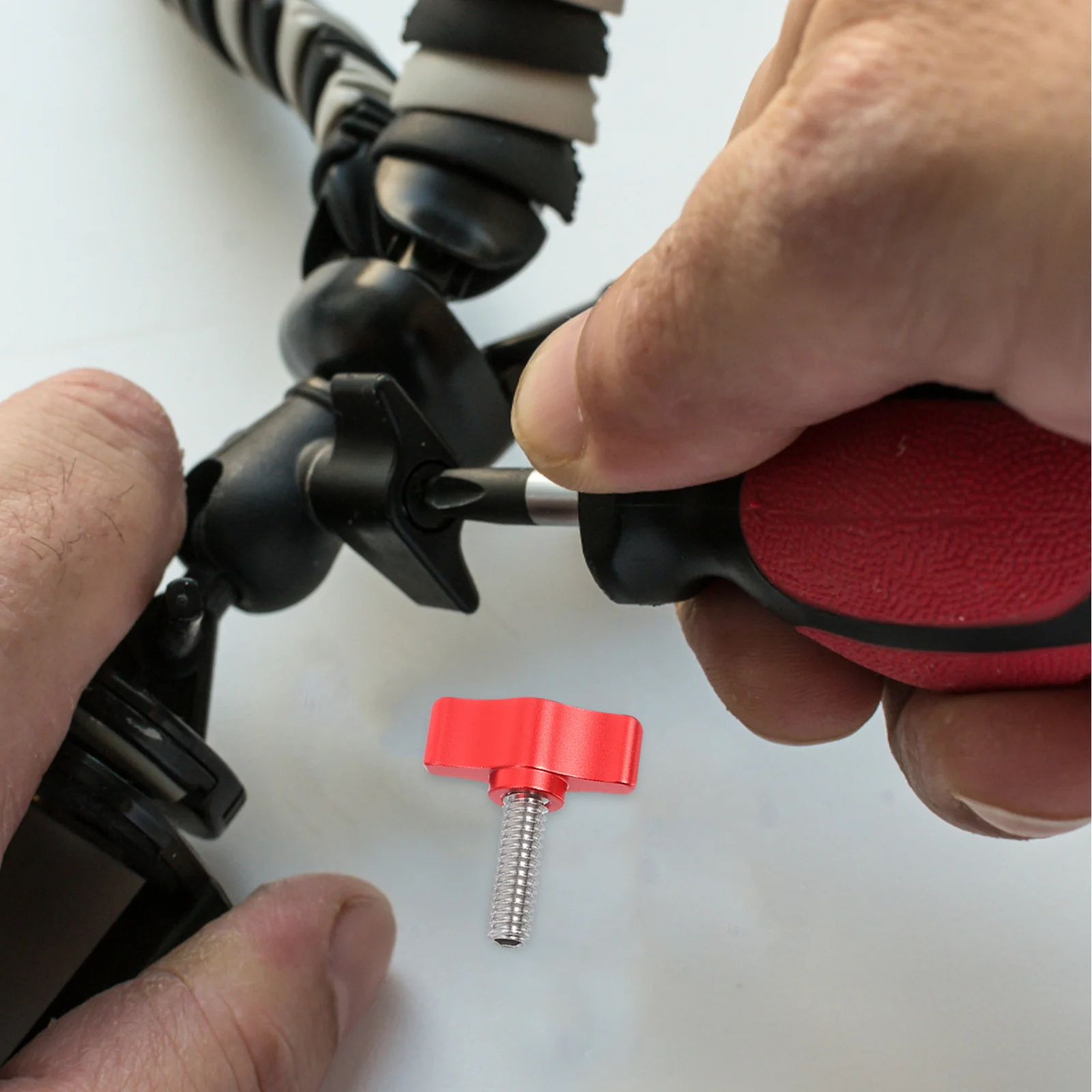 4Pcs Cloud Platform Thumb Screws Aluminum T Handle Knob for Photography Equipment Camera Tripod Tightening Clamping Adjustment
4Pcs Cloud Platform Thumb Screws Aluminum T Handle Knob for Photography Equipment Camera Tripod Tightening Clamping Adjustment