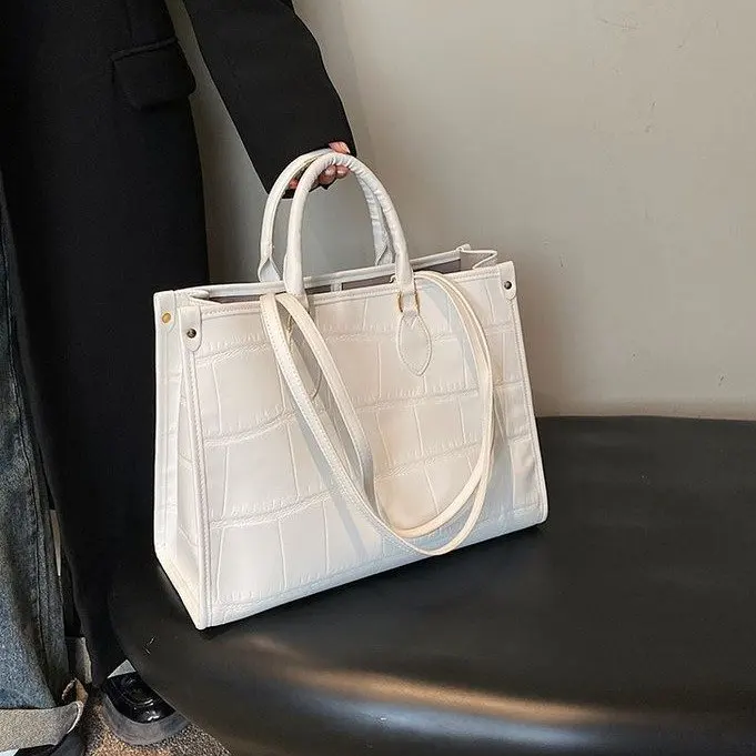 Женская сумка через плечо из искусственной кожи, дизайнерская брендовая женская сумка большой вместимости, женская сумка из крокодиловой кожи, большие сумки bolsas черного цвета
Женская сумка через плечо из искусственной кожи, дизайнерская брендовая женская сумка большой вместимости, женская сумка из крокодиловой кожи, большие сумки bolsas черного цвета