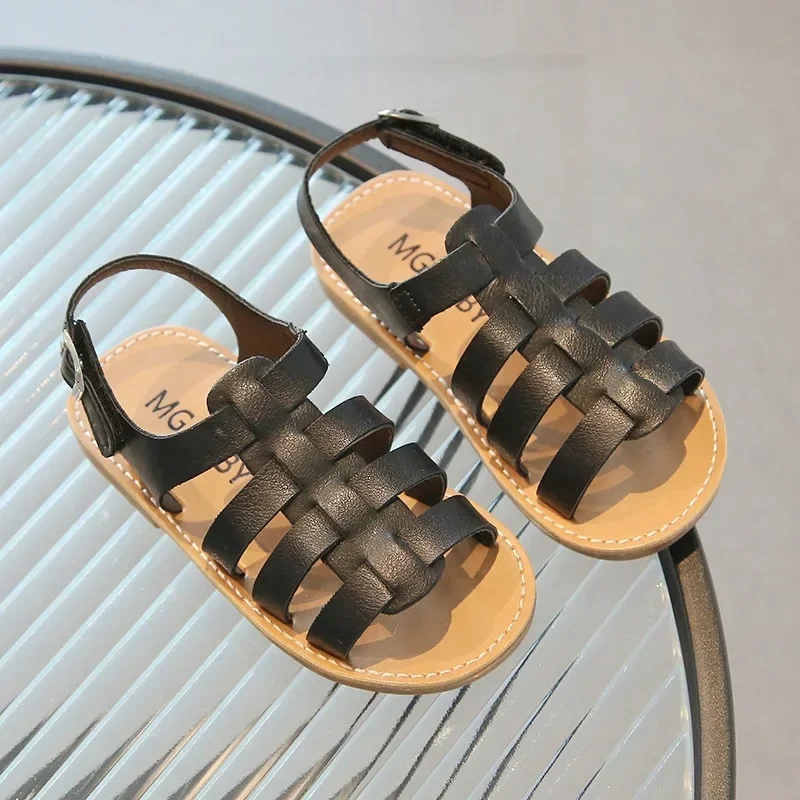 Children Summer Sandals Girlsfashion Striped Versatile Girl Pearl Velcro Shoes Solid Color Soft Sole Woven Lacquered Beach Shoes
Children Summer Sandals Girlsfashion Striped Versatile Girl Pearl Velcro Shoes Solid Color Soft Sole Woven Lacquered Beach Shoes