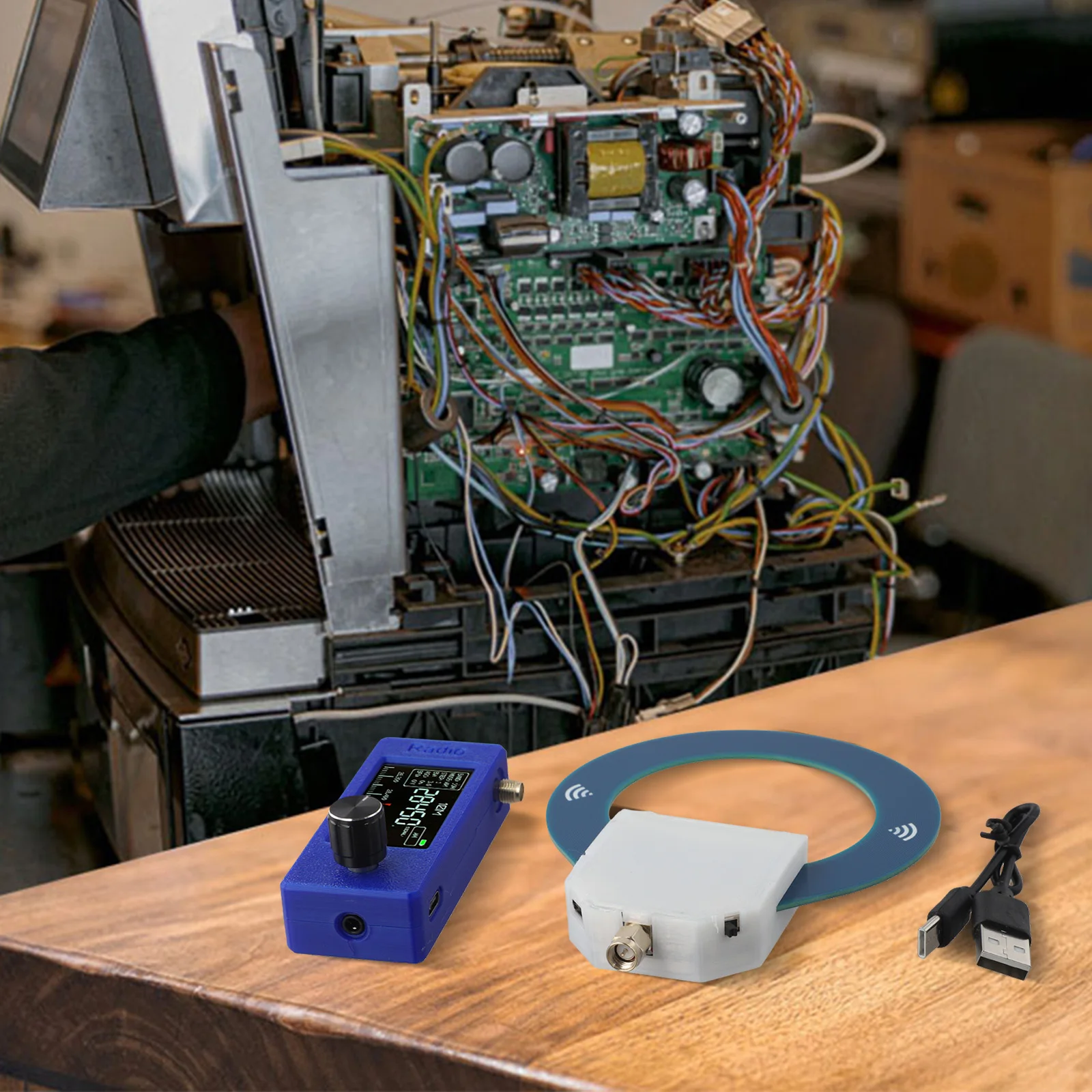 Home Entertainment 7.3*3.2*1.2mm Broadband Loop Antenna 3D Printed Radio Shell AM FM Tuner 800 MAh Battery Life 
Home Entertainment 7.3*3.2*1.2mm Broadband Loop Antenna 3D Printed Radio Shell AM FM Tuner 800 MAh Battery Life