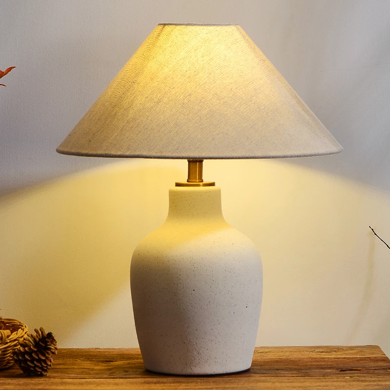Vintage small table lamp household bedroom bedside table table lamp bedside lamp modern simple ceramic ceramic pot wabi wind
Vintage small table lamp household bedroom bedside table table lamp bedside lamp modern simple ceramic ceramic pot wabi wind