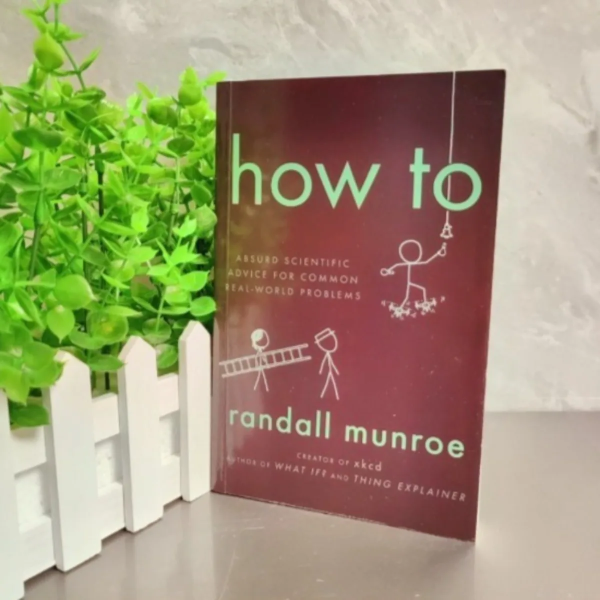 Как от Randall Munroe | Увлекательный научный совет для обычных проблем в реальном мире Xkcd Creator Научный юмор Nonfiction Book
Как от Randall Munroe | Увлекательный научный совет для обычных проблем в реальном мире Xkcd Creator Научный юмор Nonfiction Book