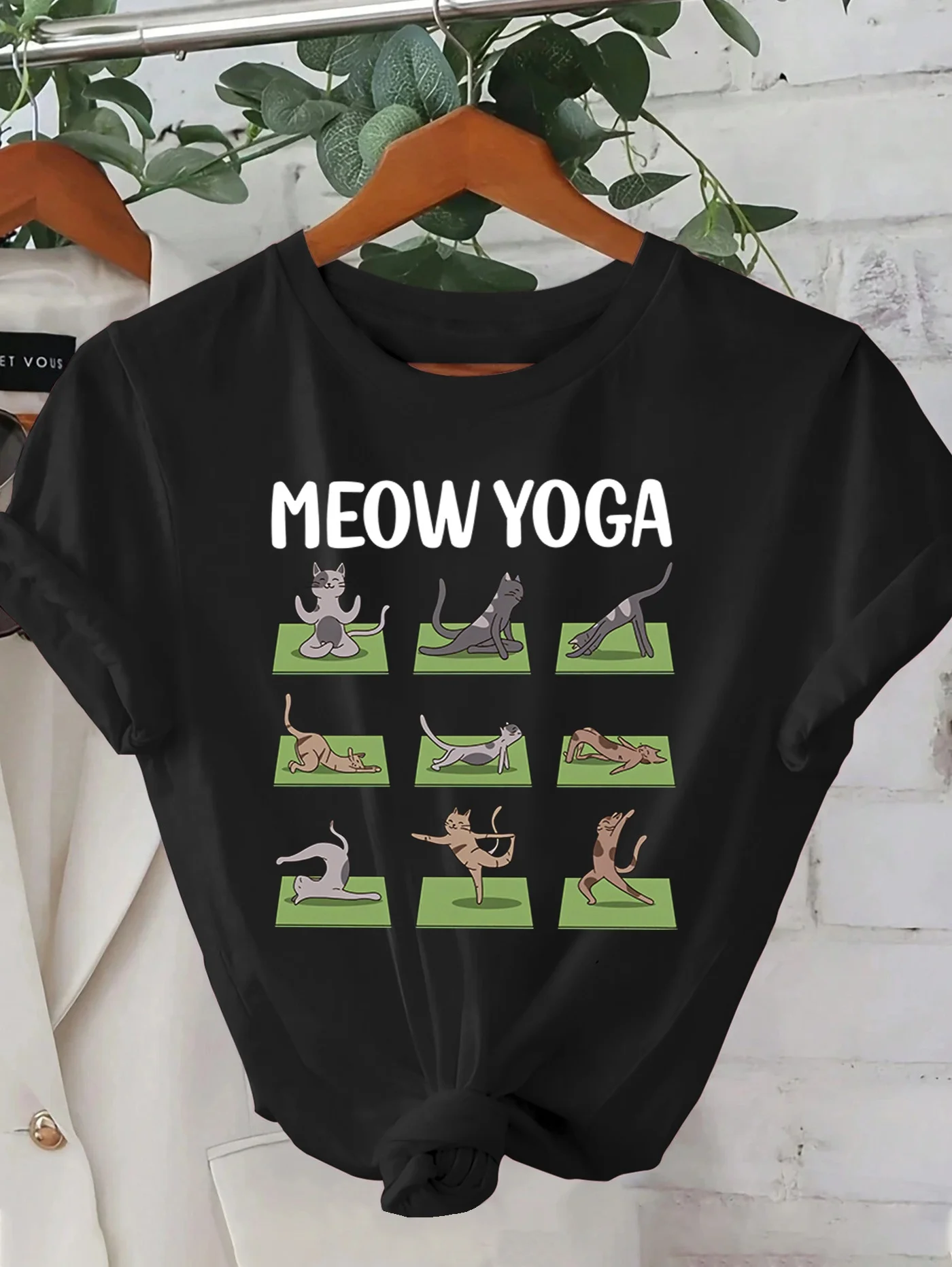Креативная летняя женская футболка с принтом кота и йоги, топ с коротким рукавом и круглым вырезом, забавная летняя модная уличная одежда
Креативная летняя женская футболка с принтом кота и йоги, топ с коротким рукавом и круглым вырезом, забавная летняя модная уличная одежда