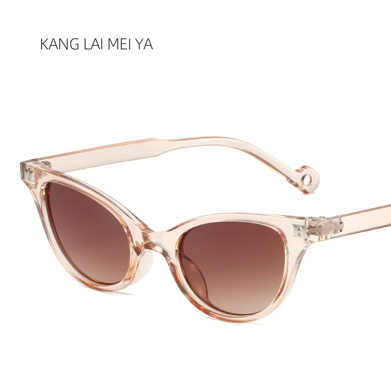 2025 New Small Frame Sunglasses Fashion Cat Eye Red Green Eyebrow Frame Sunglasses
2025 New Small Frame Sunglasses Fashion Cat Eye Red Green Eyebrow Frame Sunglasses
