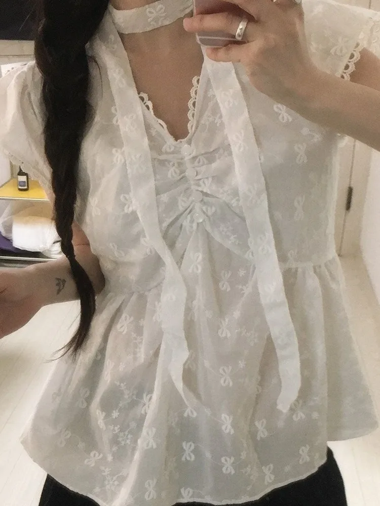 Chic Loose Women's Lace Trim Shirt Knot Embroidery Short Sleeve Top Slimming Effect Cute Style Cotton Polyester
Chic Loose Women's Lace Trim Shirt Knot Embroidery Short Sleeve Top Slimming Effect Cute Style Cotton Polyester