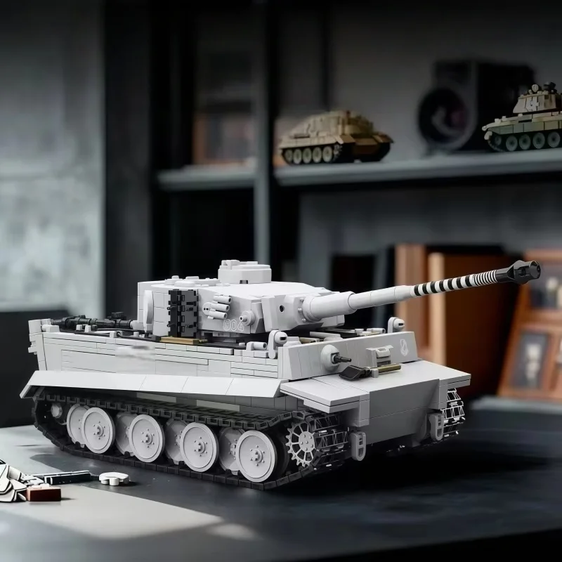 Tank building blocks, a finely detailed heavy tank assembly model with a rotating turret, educational toy for boys
Tank building blocks, a finely detailed heavy tank assembly model with a rotating turret, educational toy for boys