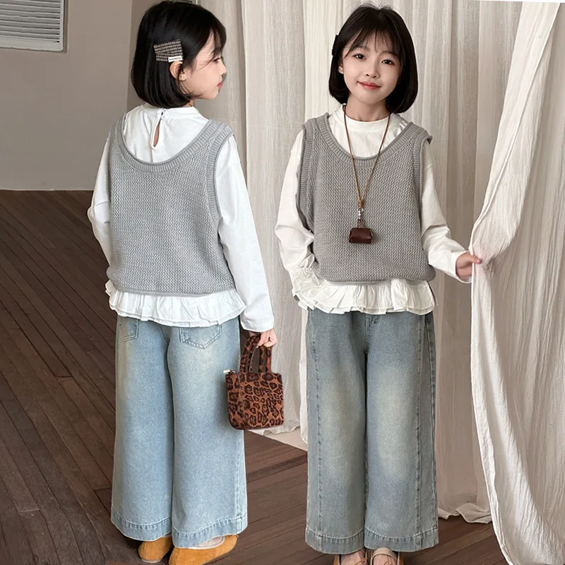 2025 Autumn Korean Children Girls Sets Solid Round Neck T-shirt+Knitted Vest+Denim Pant Baby Girls Sets School Girls 3pcs Sets
2025 Autumn Korean Children Girls Sets Solid Round Neck T-shirt+Knitted Vest+Denim Pant Baby Girls Sets School Girls 3pcs Sets