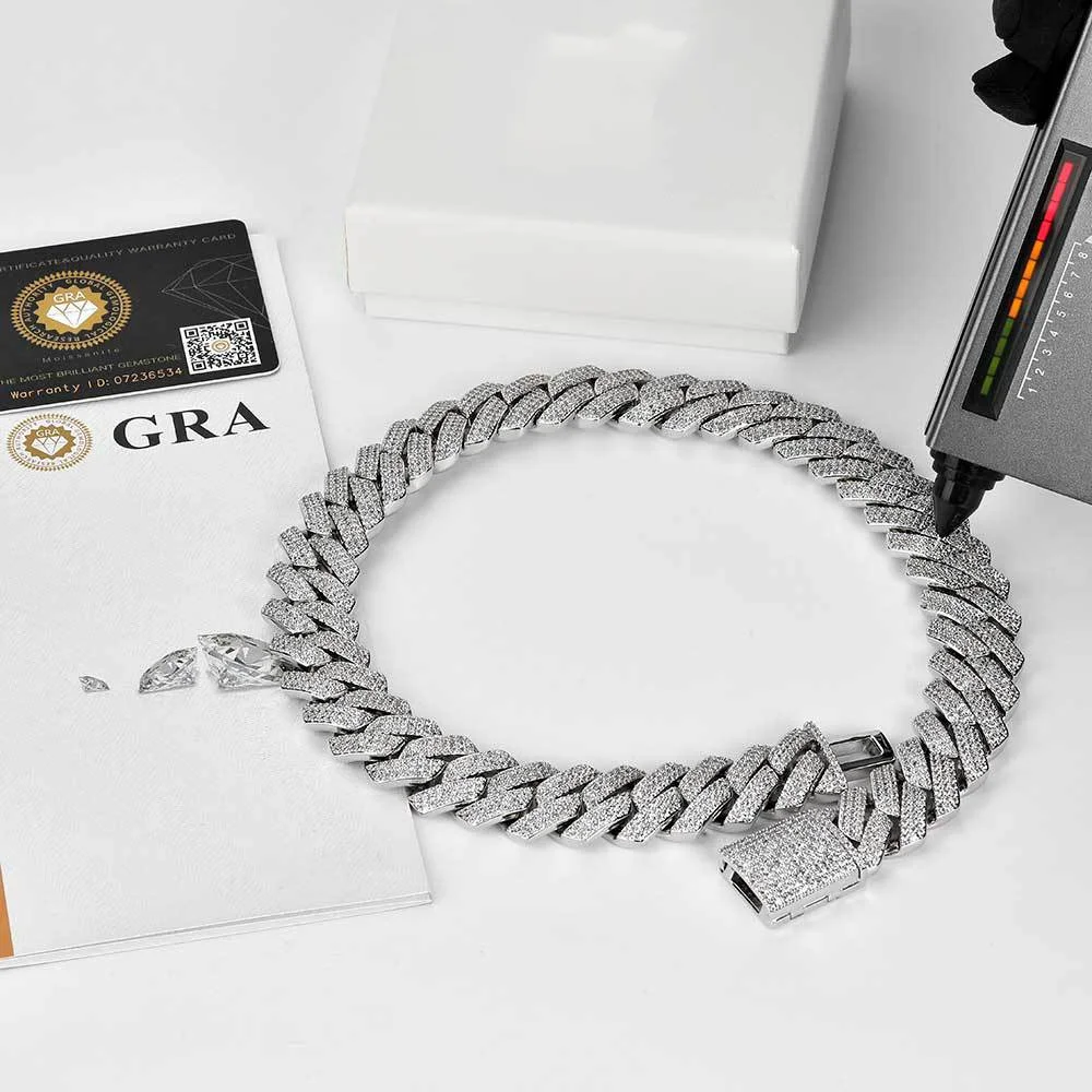 Iced Out Vvs Moissanite Hip Hop Cuban Link Chain 20mm Pass Diamond Tester Plated Iced Out Moissanite Diamond Cuban Chain
Iced Out Vvs Moissanite Hip Hop Cuban Link Chain 20mm Pass Diamond Tester Plated Iced Out Moissanite Diamond Cuban Chain