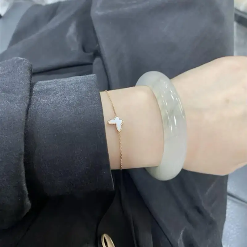 YUJIAN Xinjiang High-Ice Tianshan Jadeite Bracelet for Women, Super Popular and Trendy Fashion
YUJIAN Xinjiang High-Ice Tianshan Jadeite Bracelet for Women, Super Popular and Trendy Fashion