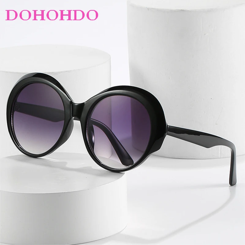 Retro Luxury Designer Big Frame Round Sunglasses For Women Men Fashion Trendy Sun Glasses Female Summer Traveling Shades UV400
Retro Luxury Designer Big Frame Round Sunglasses For Women Men Fashion Trendy Sun Glasses Female Summer Traveling Shades UV400