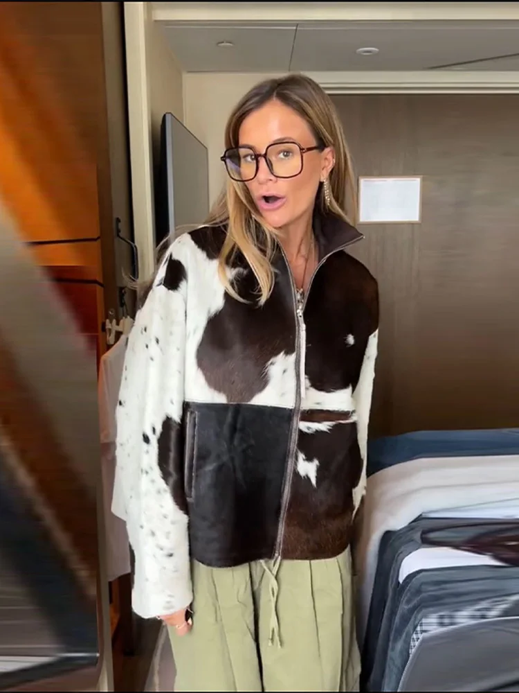Fashion Cow Print Jacket Women's Long Sleeve Lapel Pocket Zippers Coats 2025 Autumn New Female Funny Animal Pattern Outerwear
Fashion Cow Print Jacket Women's Long Sleeve Lapel Pocket Zippers Coats 2025 Autumn New Female Funny Animal Pattern Outerwear