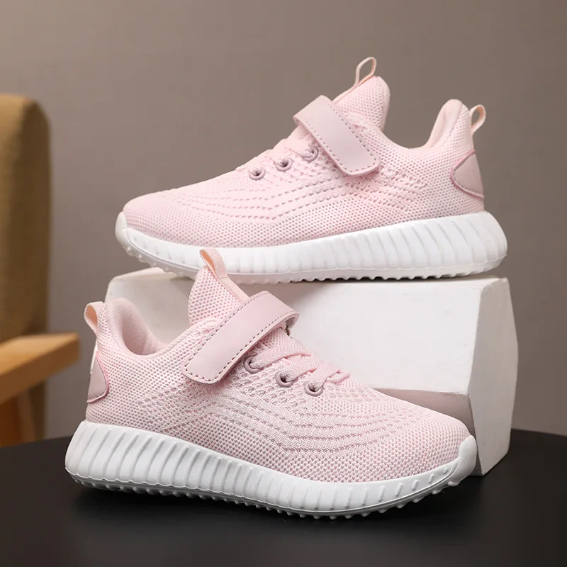 Boys' Shoes 2024 New Breathable Children's Sports Shoes Medium and Large Children's Mesh Running Shoes Children's
Boys' Shoes 2024 New Breathable Children's Sports Shoes Medium and Large Children's Mesh Running Shoes Children's
