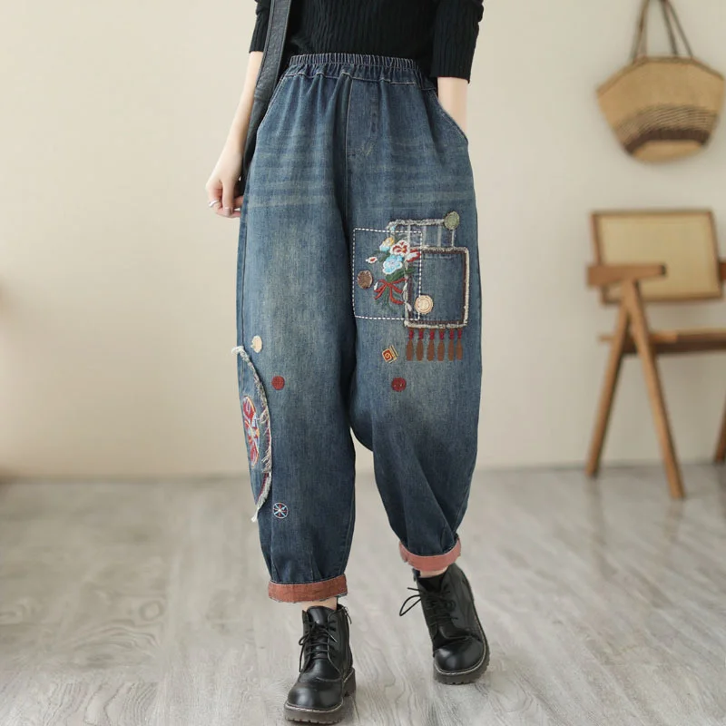 Women Vintage Floral Embroidery Baggy Jeans High Waist Streetwear Harem Denim Pants Korean Fashion Retro Cowboy Trousers
Women Vintage Floral Embroidery Baggy Jeans High Waist Streetwear Harem Denim Pants Korean Fashion Retro Cowboy Trousers