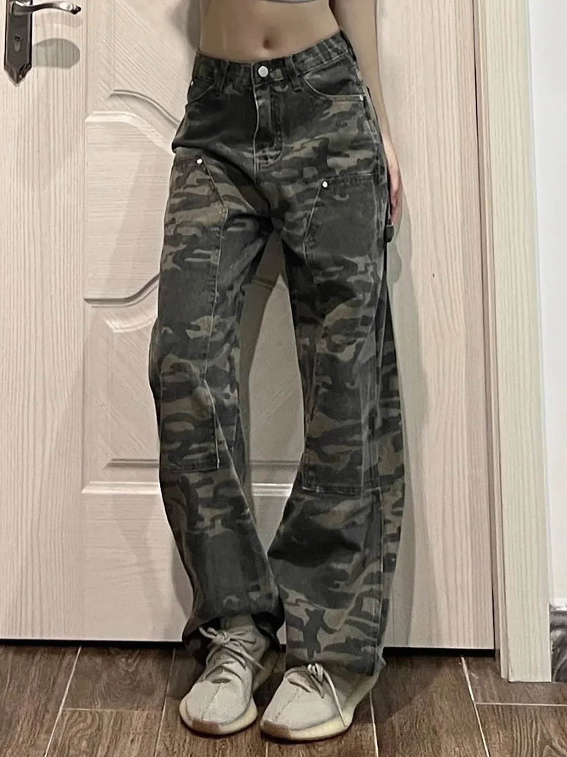 American Retro High-waisted Jeans, Women's Spring Autumn Camouflage Design, Niche Straight-leg Long Pants, Loose Wide-leg Pants
American Retro High-waisted Jeans, Women's Spring Autumn Camouflage Design, Niche Straight-leg Long Pants, Loose Wide-leg Pants