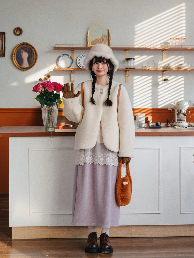 Winter ort Wool Fur Inteated Coat Arc Design Two Buttons Evening Snow Mountain Sle Ladies Casual Faion Polyester 30% ...
Winter ort Wool Fur Inteated Coat Arc Design Two Buttons Evening Snow Mountain Sle Ladies Casual Faion Polyester 30% ...