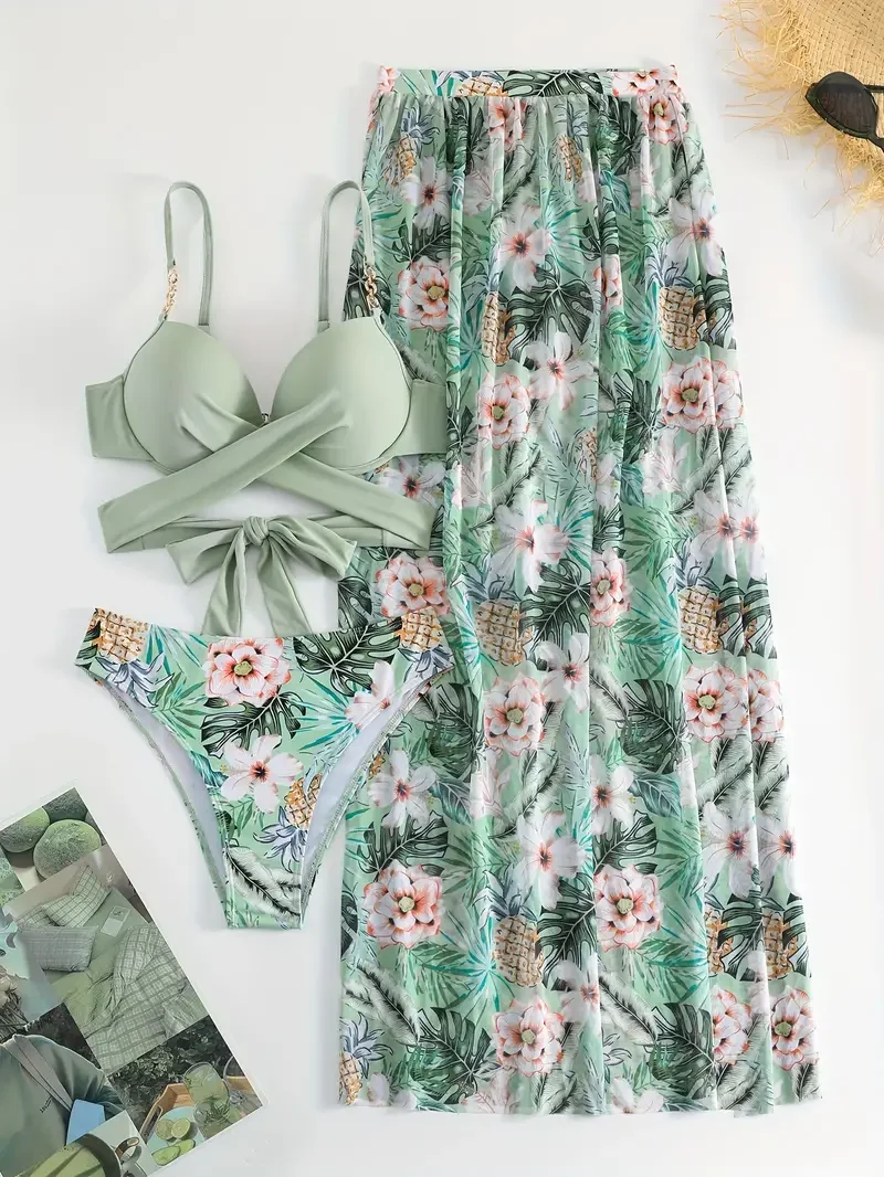 Fresh green flower swimsuit three piece set with cross straps gathered bikini+sun protection long skirt to cover the belly and m
Fresh green flower swimsuit three piece set with cross straps gathered bikini+sun protection long skirt to cover the belly and m