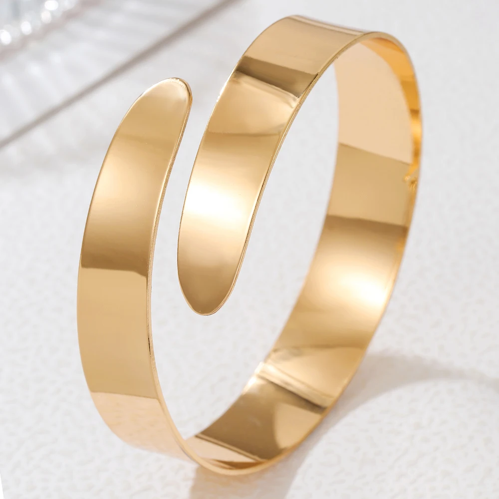 Punk Fashion Curve Open Upper Arm Cuff Armlet Armband Bangle Gold Color Geometric Wide Arm Cuff Bracelet Fashion Jewelry
Punk Fashion Curve Open Upper Arm Cuff Armlet Armband Bangle Gold Color Geometric Wide Arm Cuff Bracelet Fashion Jewelry