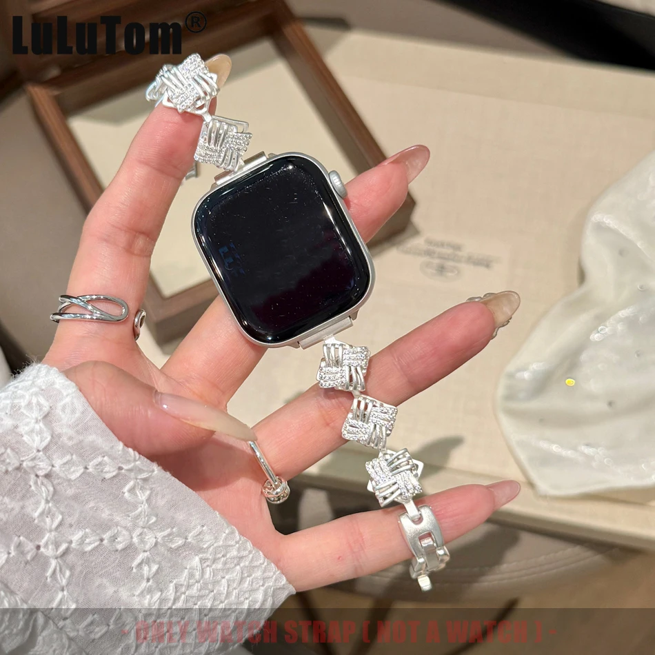 Rotating Diamond-Block Watch Strap for Apple Watch 11 10 9 8 7 6 5 SE 4 Ultra Zircon Metal Band Iwatch 38 40 41 42 44 45 46 49mm
Rotating Diamond-Block Watch Strap for Apple Watch 11 10 9 8 7 6 5 SE 4 Ultra Zircon Metal Band Iwatch 38 40 41 42 44 45 46 49mm