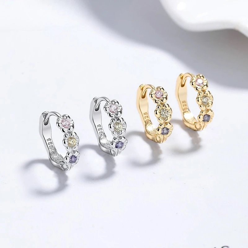925 Sterling Silver Flower Hoop Earrings Colorful Zircon Elegant Fashion Daily Wear Ear Jewelry Accessories for Women Girls
925 Sterling Silver Flower Hoop Earrings Colorful Zircon Elegant Fashion Daily Wear Ear Jewelry Accessories for Women Girls